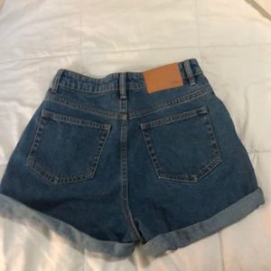 Zara Shorts - Zara Mom Style Shorts Zara Shorts - Zara Mom Style Shorts